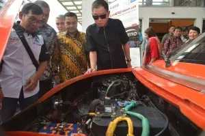Mobil listrik 300x199 2