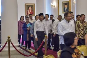 Para Menteri 300x200 1