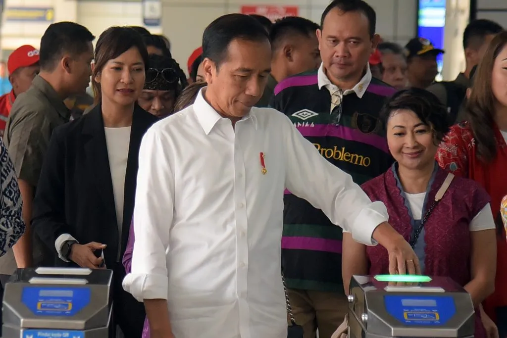 Penjauan LRT Bekasi DukuhAtas2 1024x683 1