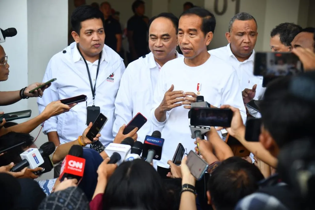 Presiden Jokowi Apresiasi Prestasi Timnas Indonesia pada SEA Games 2023 1024x683 1