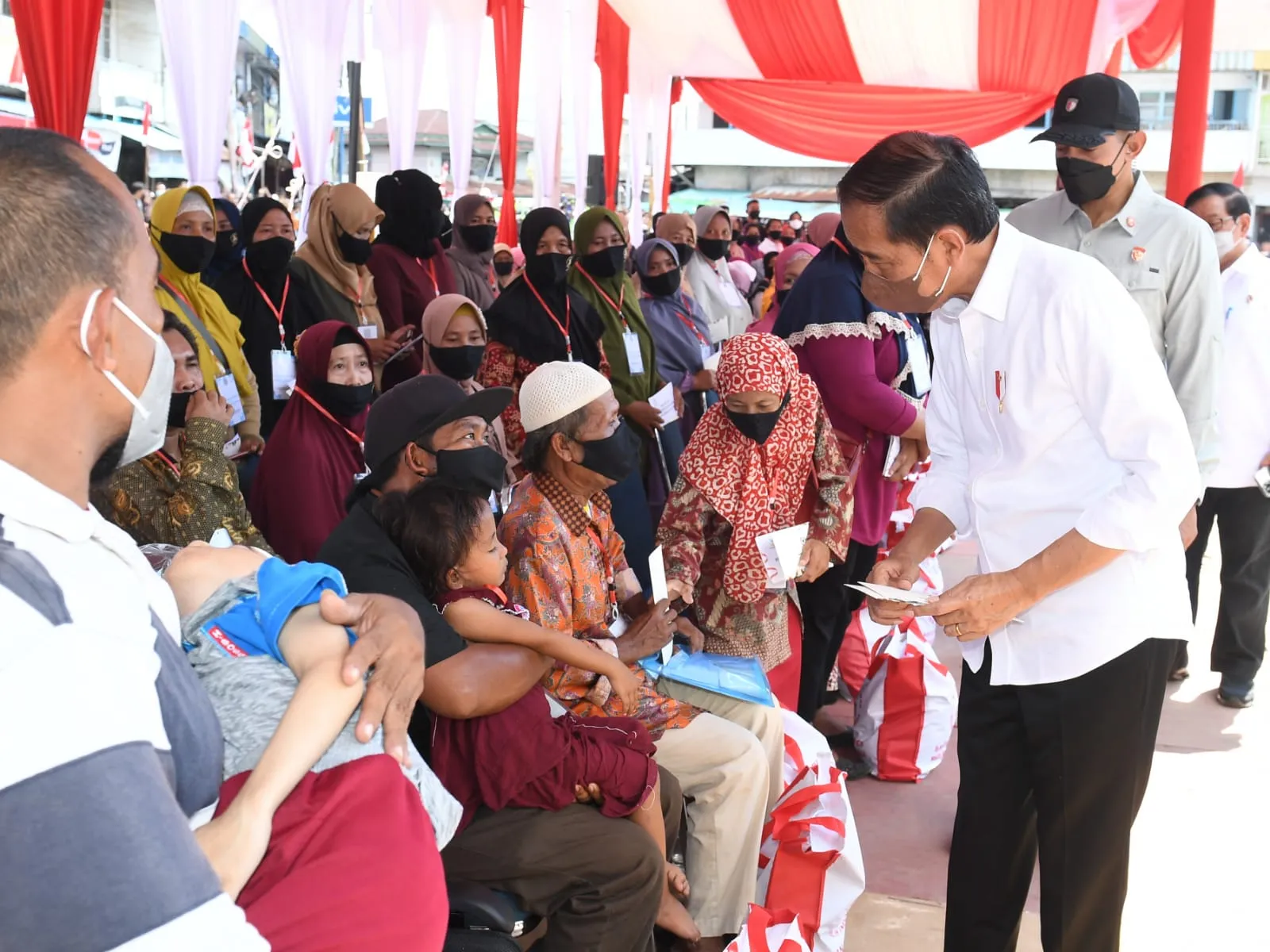 Presiden Jokowi Gunakan Bantuan untuk Kebutuhan Produktif