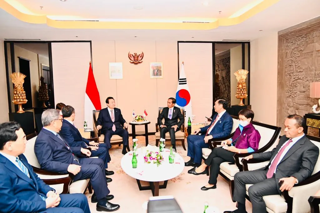 Presiden Jokowi Hadiri Pertemuan dengan Pebisnis Korea