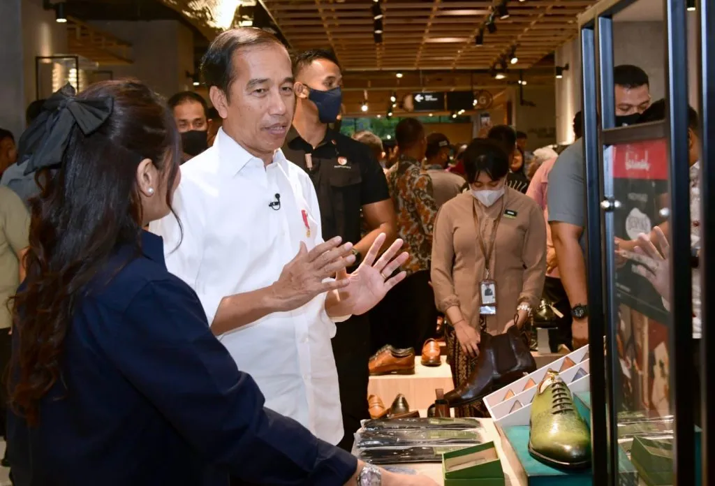 Presiden Jokowi Ingin Keketuaan Indonesia Dorong ASEAN Jadi Pusat Produksi 1024x696 1