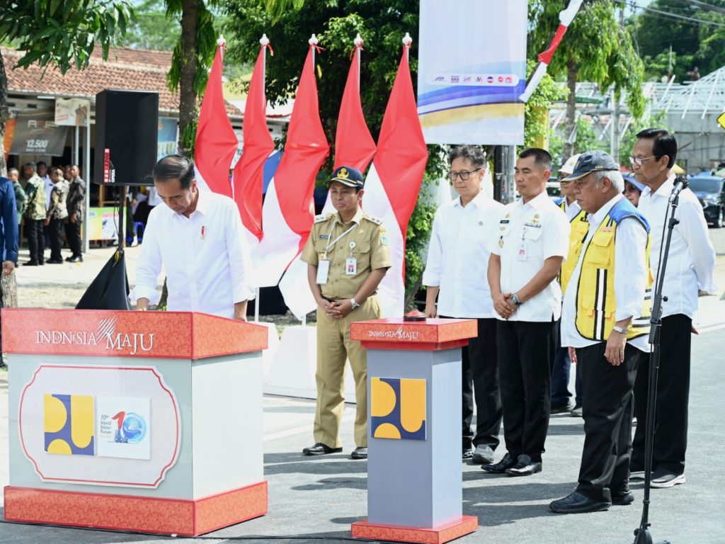 Presiden Jokowi Resmikan 7 Ruas Jalan Daerah di DIY 1024x768 1