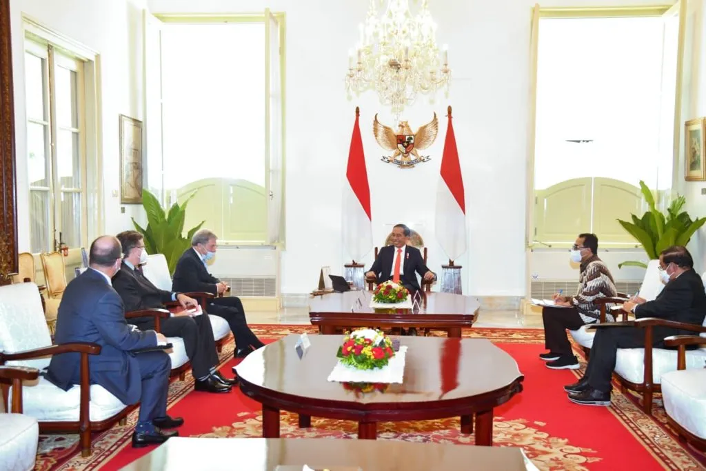 Presiden Jokowi Terima Delegasi Boeing International 1024x683 1
