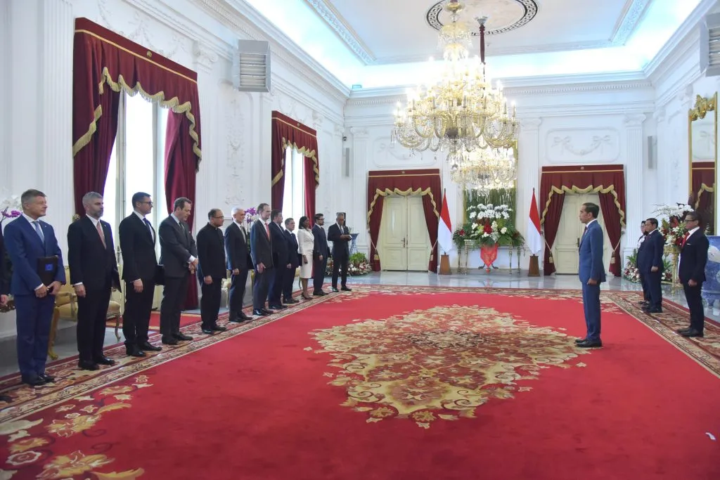 Presiden Jokowi Terima Surat Kepercayaan 12 Duta Besar Negara Sahabat 1024x683 1