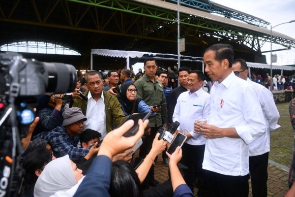 Presiden Jokowi Tunjuk Mendagri Tito Karnavian Jadi Plt Menko Polhukam 1024x683 1