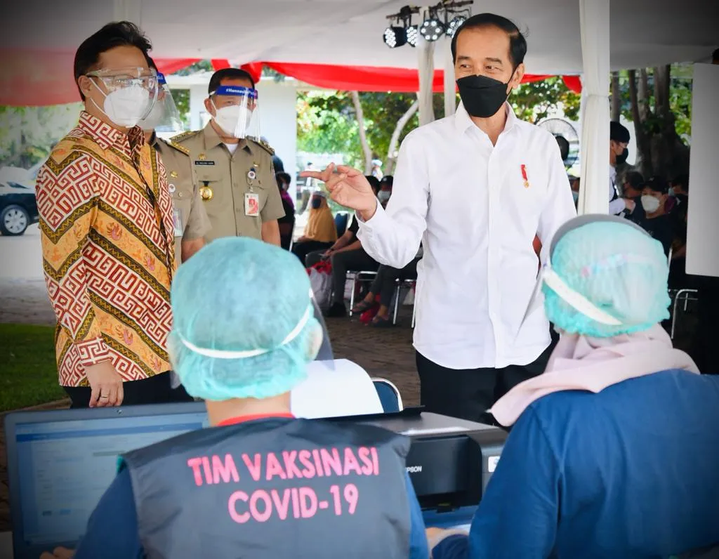 VAKSINASI DI PLUIT