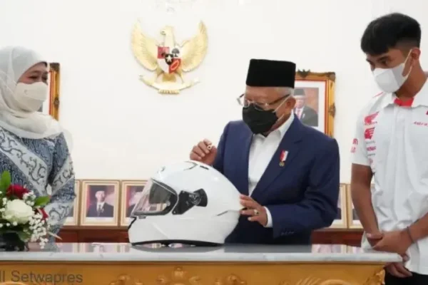 WAPRES MENERIMA MARIO AJI
