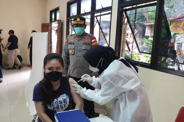 aceh regional police prepare mass vaccination and social assistance at the wali naggroe complex 41496