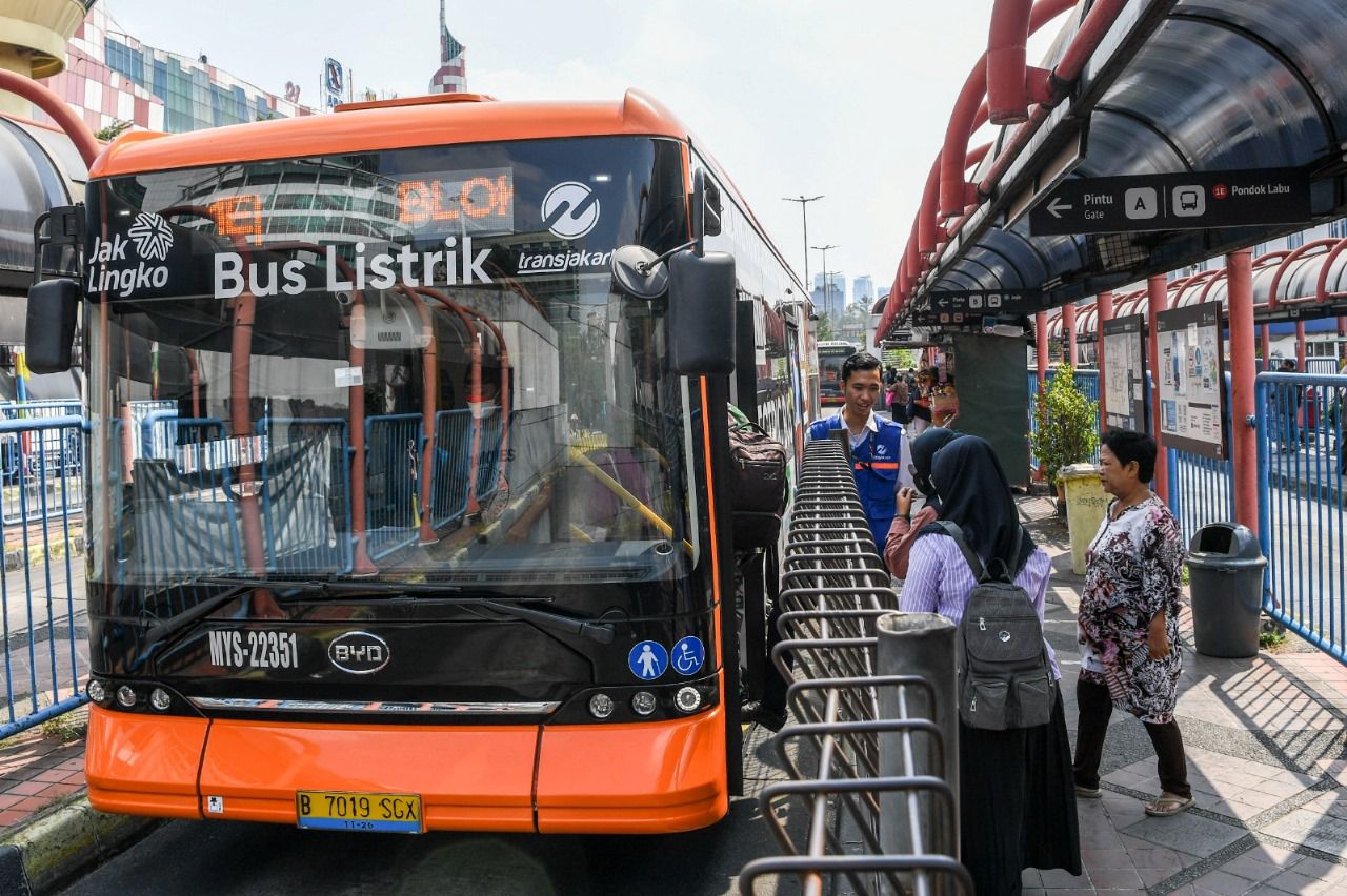 ada shuttle bus menuju lokasi ktt asean bagi jurnalis ini jadwalnya 62986