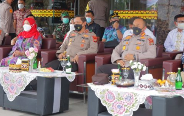 akselerasi pelaksanaan vaksinasi kapolda lampung tinjau pelaksanaan vaksinasi di mapolresta bandar lampung 25271