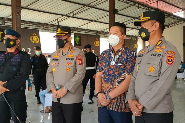alumni akpol 95 patiatama polda sumsel gelar vaksinasi covid 19 untuk masyarakat umum 27078