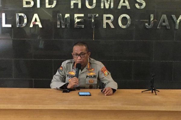 amankan aksi demo di dpr ri polda metro jaya terjunkan 2 295 personel gabungan tni polri 32605