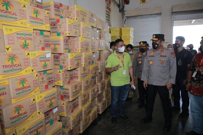amankan kebutuhan minyak goreng jelang ramadhan kapolda ntb cek dua gudang distributor 45370