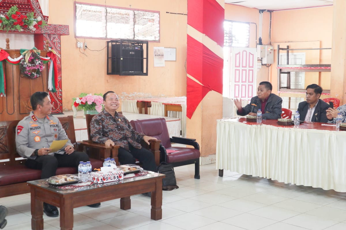 amankan nataru kapolda jambi silaturahmi dengan tokoh agama kristen 52666