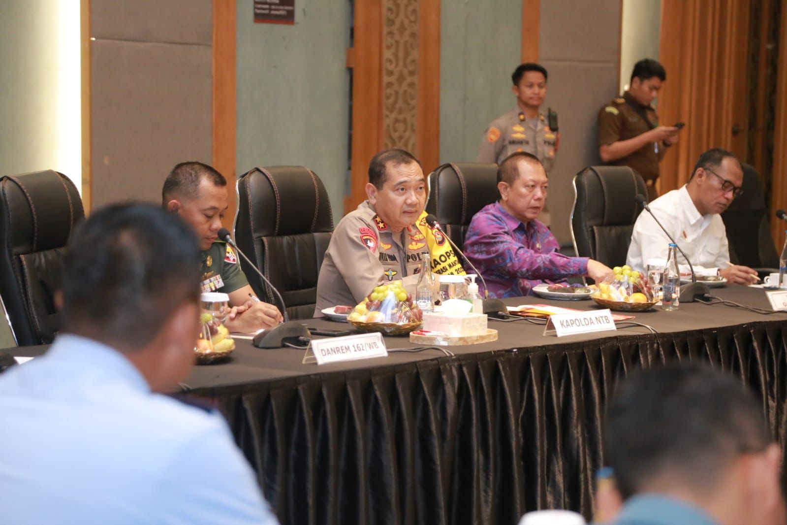 amankan nataru polda ntb siagakan 1 278 personel 67646
