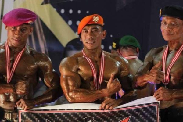 anggota polres kapuas berhasil meraih prestasi di kejuaraan walikota cup body muscle 2022 49096