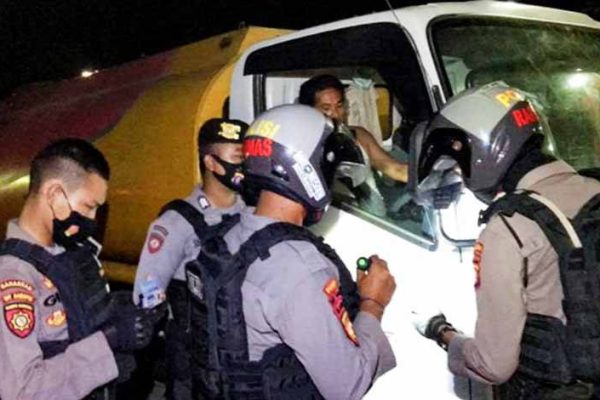 antisipasi gangguan kamtibmas polda kalteng gelar operasi cipta kondisi jelang hut kemerdekaan ri 12869