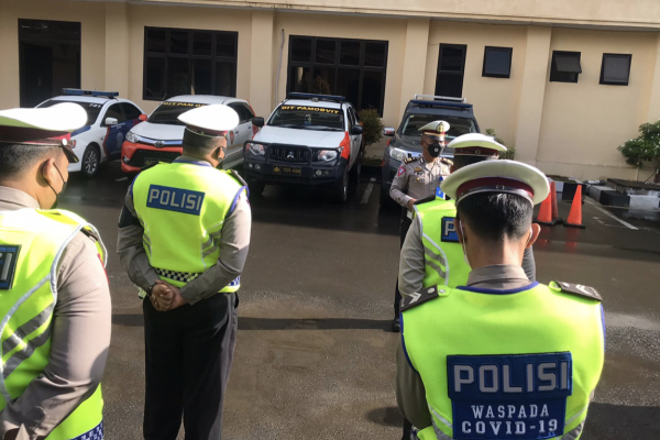 antisipasi long weekend ditlantas polda banten gelar apel siaga 17908