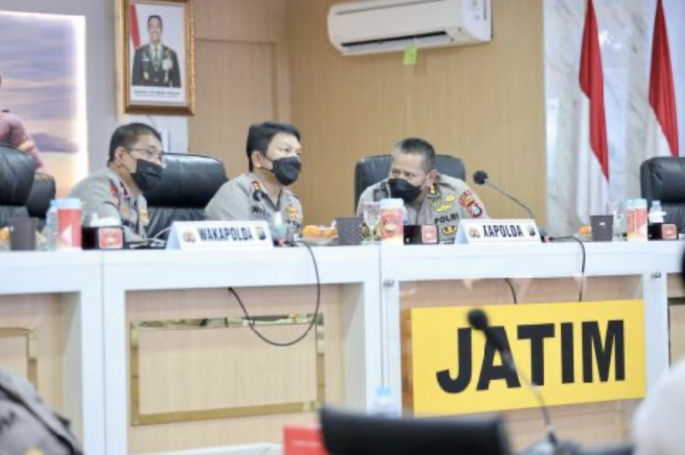 antisipasi lonjakan covid 19 polda jatim siapkan tiga strategi 23295