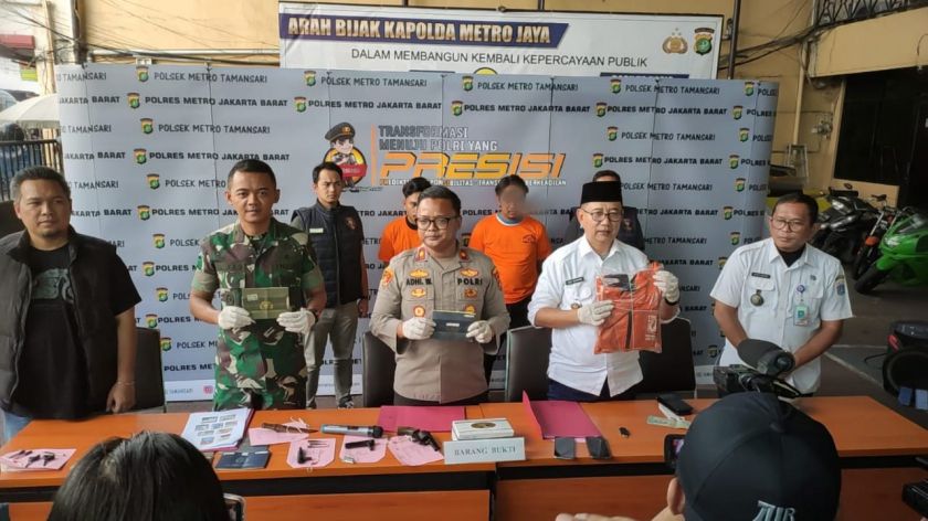 aparat gabungan bekuk mantan pegawai ppsu terkait penipuan 58397