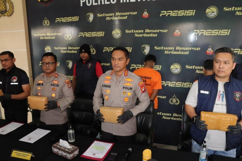 aparat gabungan ungkap kasus peredaran ganja 92 kg asal aceh 60960