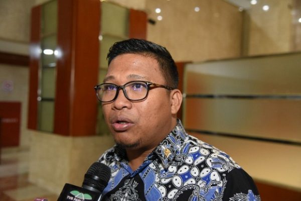 apresiasi e tle nasional dpr minta kemenhub bersinergi dengan korlantas 19899