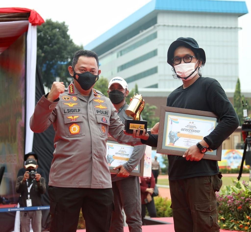 apresiasi peserta festival mural kapolri jaga kami jadi polri yang lebih baik 24808
