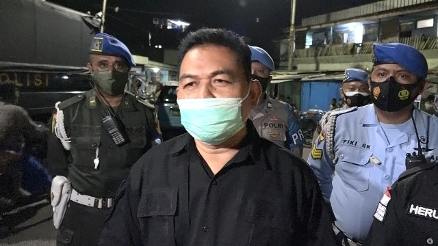 arresting drug village in surabaya police delegated 450 joint personnel 43109