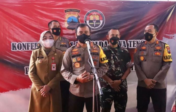 arus lalu lintas nataru jateng naik 13 persen kapolda tegaskan awasi aksi kriminalitas 22590