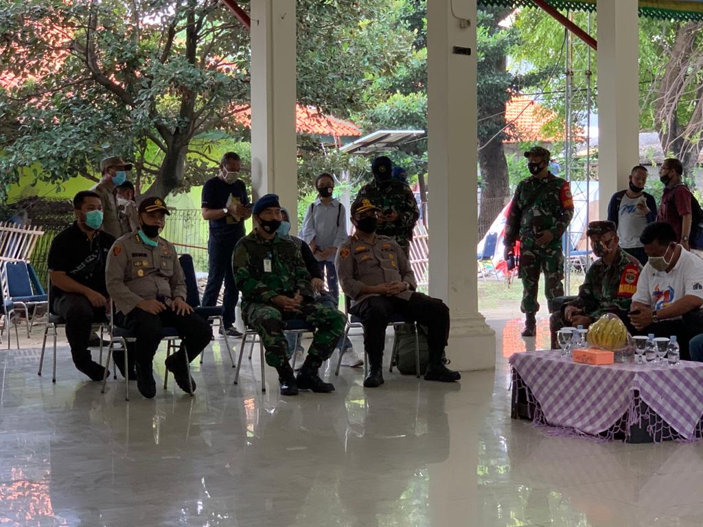 baksos akabri 89 bagikan 600 paket sembako kepada masyarakat kepulauan seribu 34666