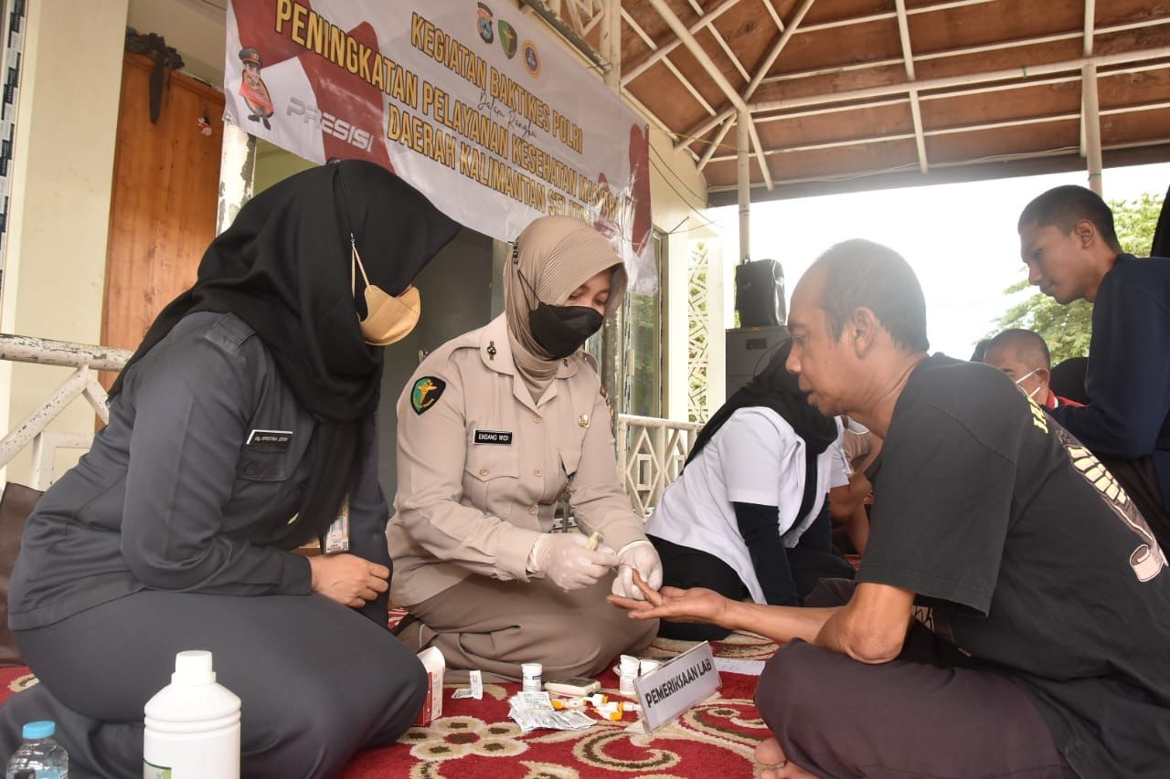 bakti kesehatan polda kalsel upaya wujudkan peningkatan kualitas hidup 63801