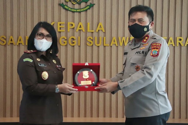 bangun sinergitas penegakan hukum kapolda sulut kunjungi kajati 22389
