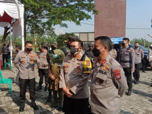 banten regional police chief the series of regional election in serang regency is running safely 43415