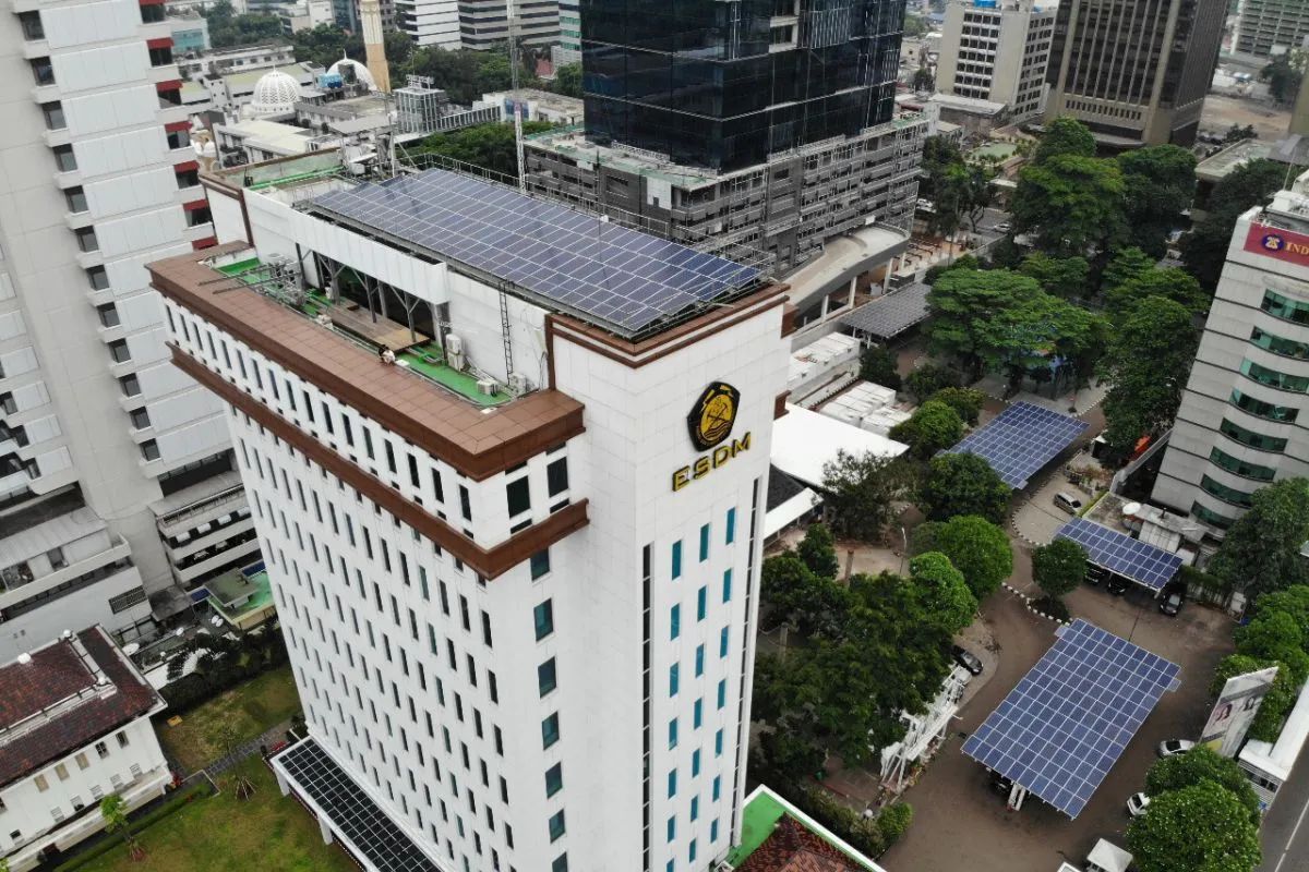 bareskrim sita sejumlah bukti dari penggeledahan ditjen ebtke kementerian esdm 76118