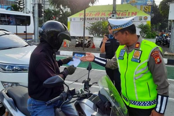 baru berjalan 4 hari operasi keselamatan jaya polda metro jaya mendapatkan 4 228 pelanggaran lalu lintas 71147