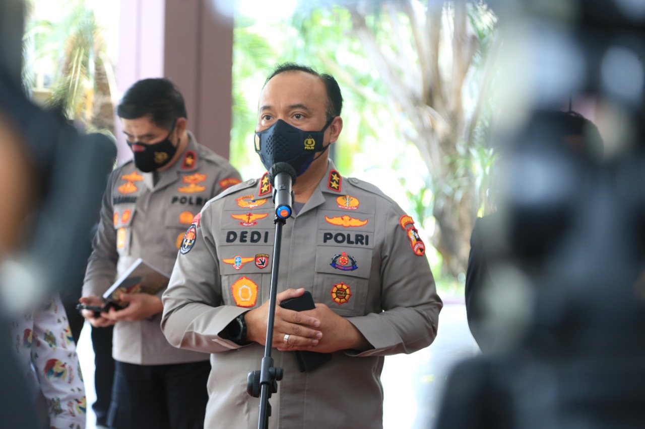 bedah buku wajah polisi presisi potret inovasi dan prestasi satu tahun kepemimpinan jenderal polisi listyo sigit 23056