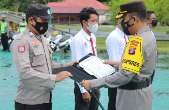 berprestasi sebanyak 13 personel polres murung raya terima penghargaan karena ini 47543