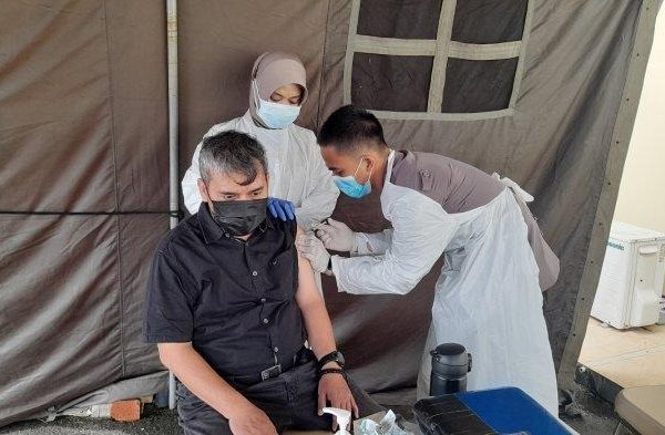 biddokes polda banten gelar vaksinasi booster setiap senin jumat cek jadwal dan syaratnya 34498