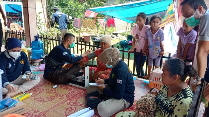 biddokkes polda sumbar gelar pengobatan gratis kepada korban gempa bumi di pasaman barat 34512