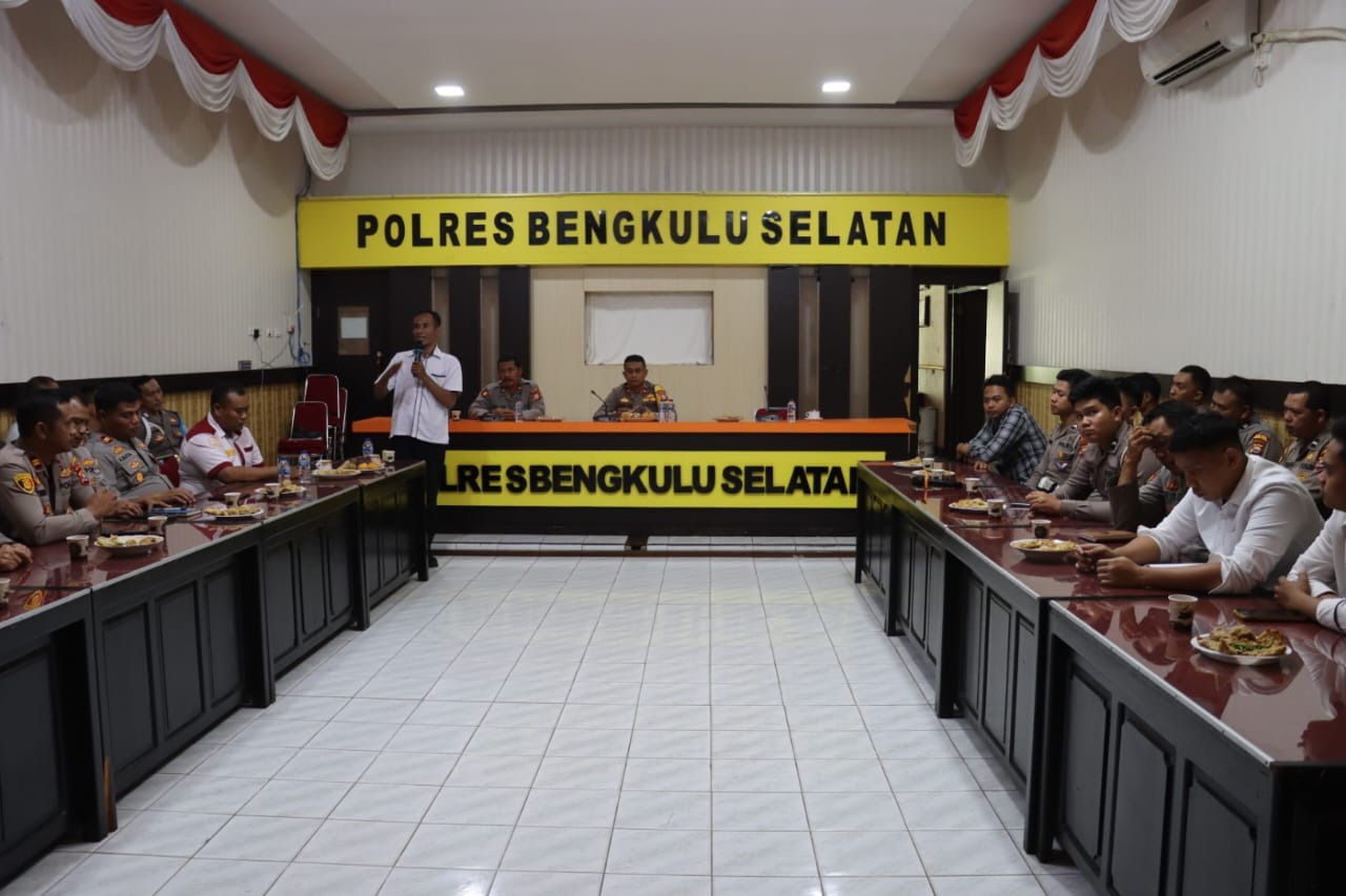bidkum polda bengkulu gelar sosialisasi guna tingkatkan kemampuan personel 70725