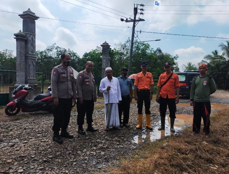 binmas polres mesuji meninjau lokasi bencana alam banjir 49012