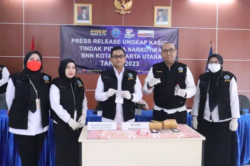 bnn jakut jerat seorang wanita karena rumah jadi tempat narkotika 59516