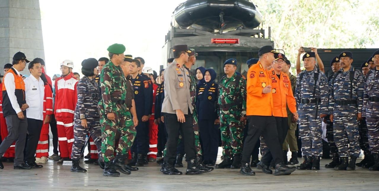 bpbd jawa barat gelar apel kesiapsiagaan menghadapi bencana hidrometeorologi tingkat provinsi tahun 2023 65998