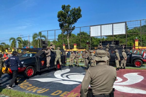 brimob kalteng latihan operasional penggunaan rantis anti anarki 28718