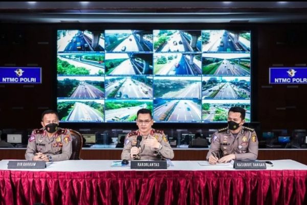 budaya berkendara lebih baik sejak diberlakukan etle di jalan tol 45651