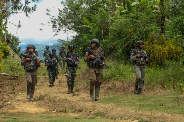 buru 4 dpo teroris poso polri minta dpo segera serahkan diri 18005