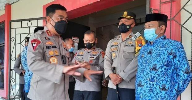 capai target 70 persen kapolda sulbar pastikan vaksinasi terus berjalan 22878