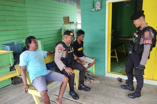 cegah gangguan kamtibmas polda kaltara laksanakan giat patroli dialogis di tanjung selor 71528